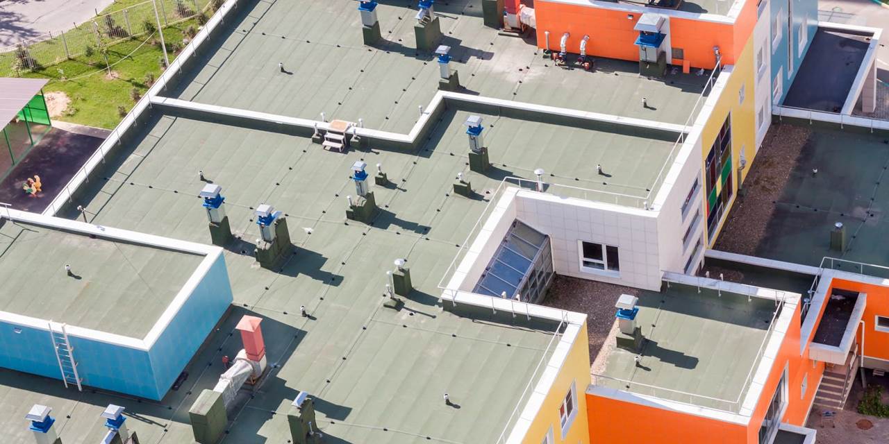 colorful-commercial-roofing-Franklin-Park