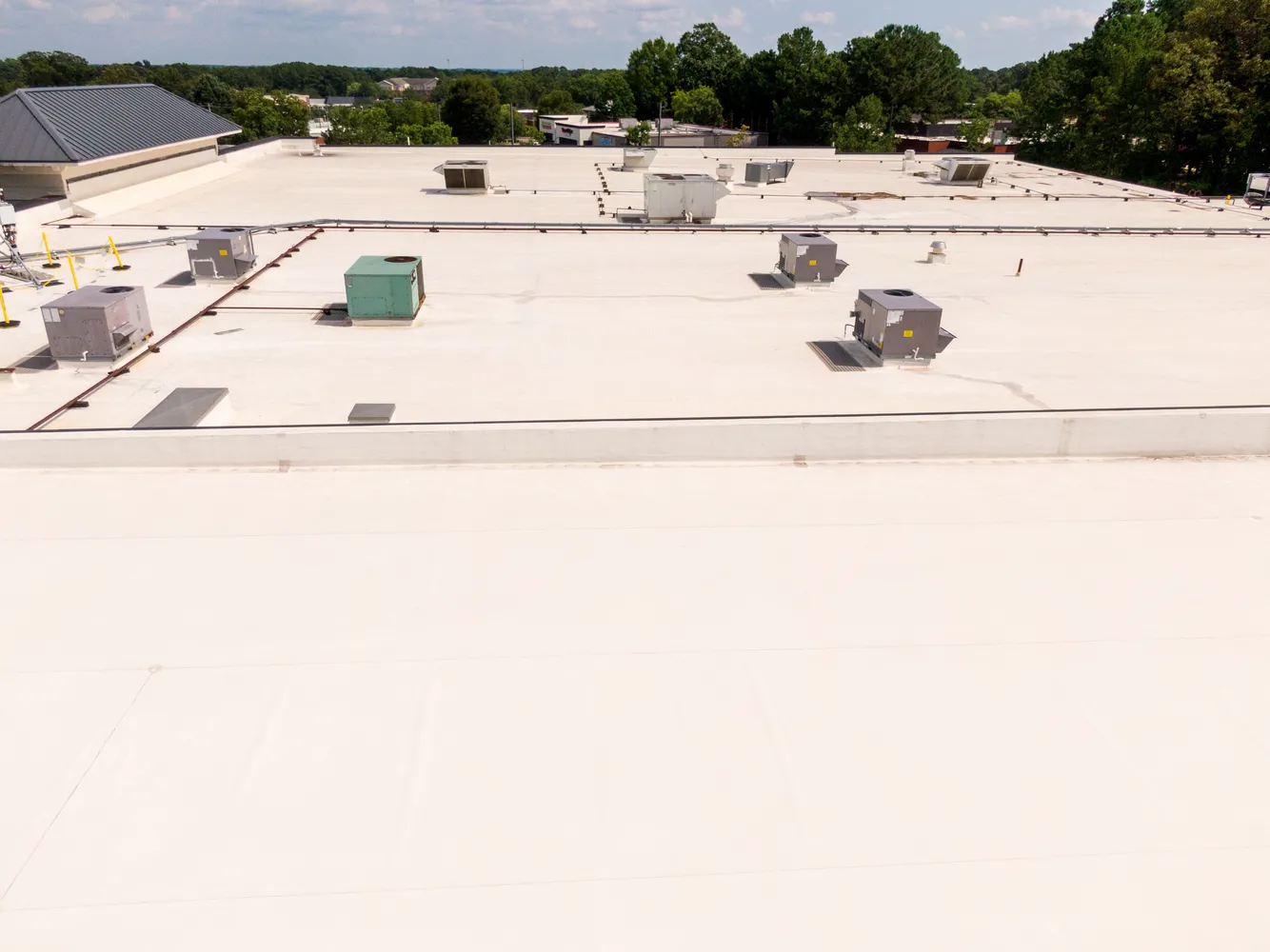 What is The Best Material for a Flat Roof?